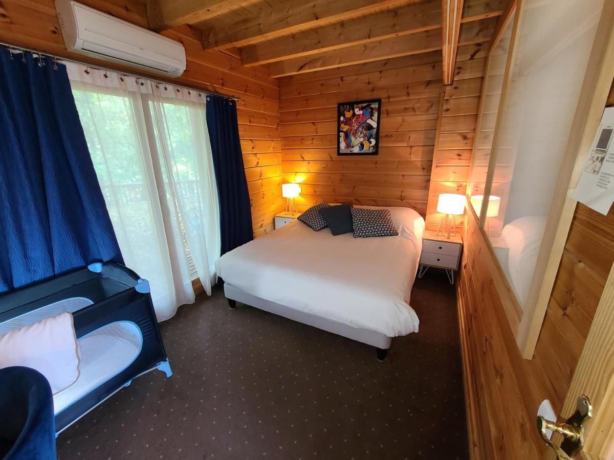 Bed and Breakfast Les Grands Frenes Plaine-de-Walsch Esterno foto