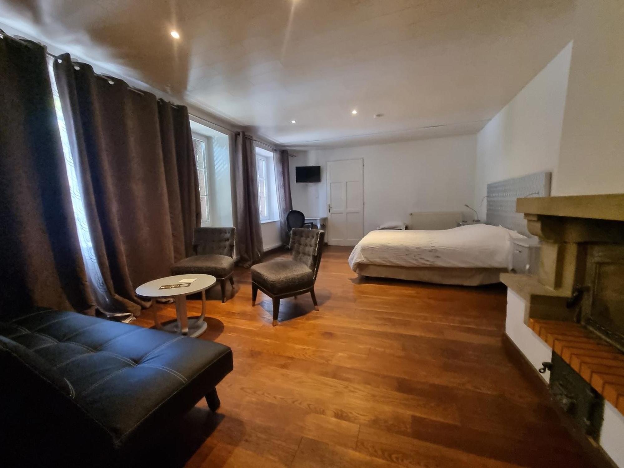 Bed and Breakfast Les Grands Frenes Plaine-de-Walsch Camera foto