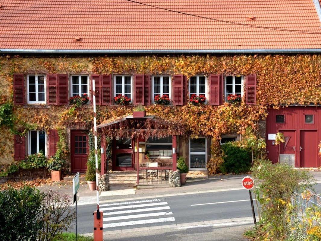 Bed and Breakfast Les Grands Frenes Plaine-de-Walsch Esterno foto
