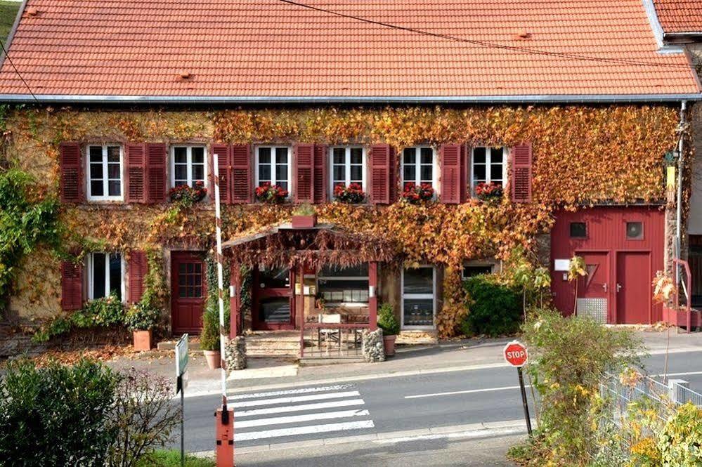 Bed and Breakfast Les Grands Frenes Plaine-de-Walsch Esterno foto