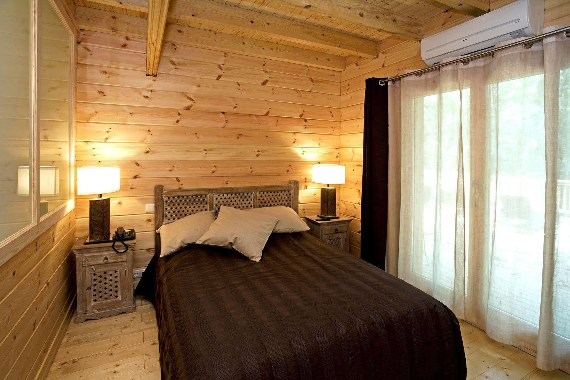 Bed and Breakfast Les Grands Frenes Plaine-de-Walsch Esterno foto