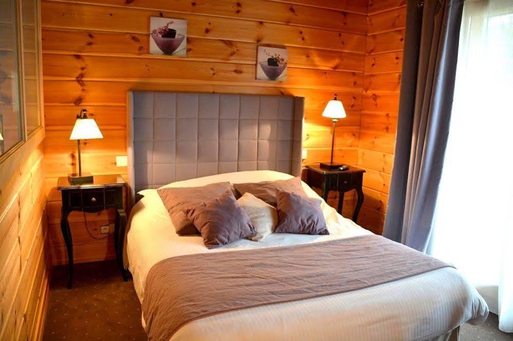 Bed and Breakfast Les Grands Frenes Plaine-de-Walsch Esterno foto