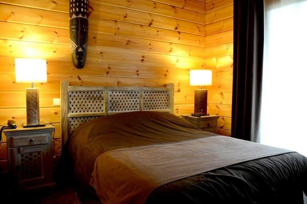 Bed and Breakfast Les Grands Frenes Plaine-de-Walsch Esterno foto